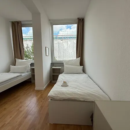 Zentrale Bis 10 Personen