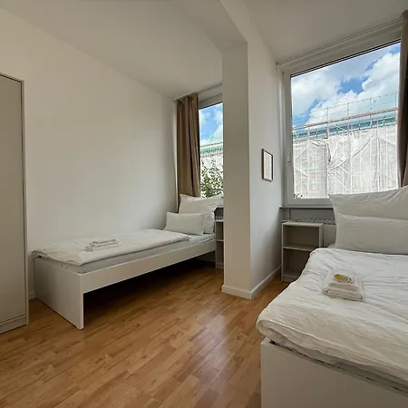 Zentrale Bis 10 Personen 아파트 *