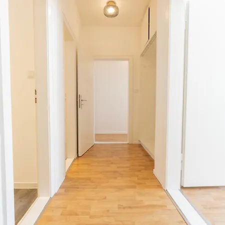 Zentrale Bis 10 Personen
