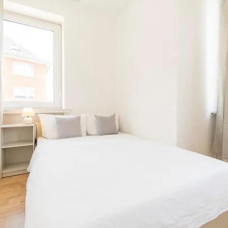 Zentrale Bis 10 Personen * Brema