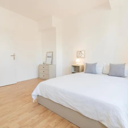 Zentrale Bis 10 Personen Appartamento *